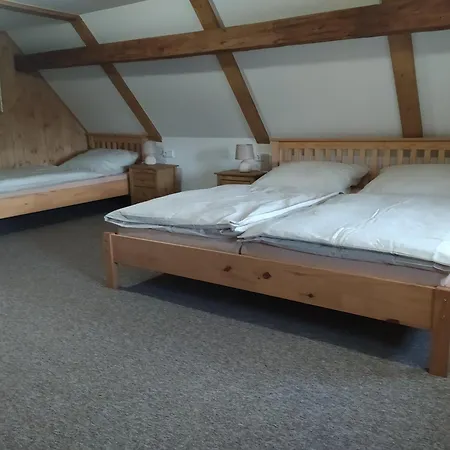 Holiday home Pod Svycarnou Drnovec U Cvikova Cvikov