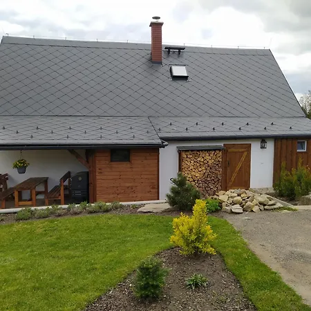 Pod Svycarnou Drnovec U Cvikova Holiday home *